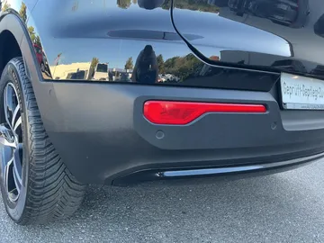 Car image 47