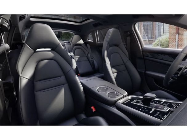 Porsche Panamera 4S Sport Turismo E-Hybrid 412 kW image number 4