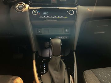 Car image 10