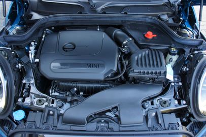 Car image 31