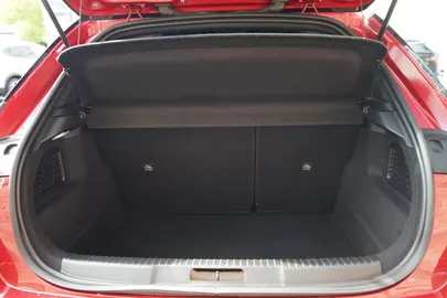 Car image 33