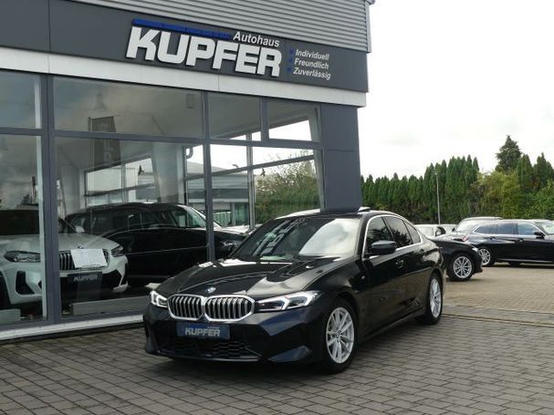 BMW 330i 180 kW image number 26