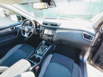 Car image 37