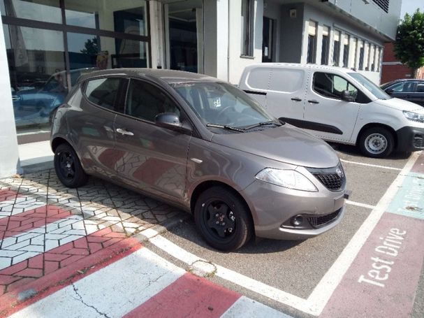 Lancia Ypsilon 51 kW image number 3