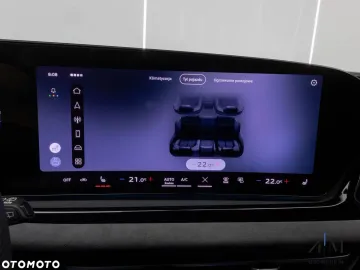 Car image 40