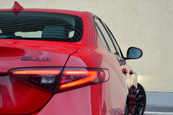 Alfa Romeo Giulia 2.0 Turbo 147 kW image number 11