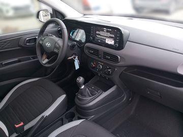 Car image 10