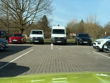 Car image 38