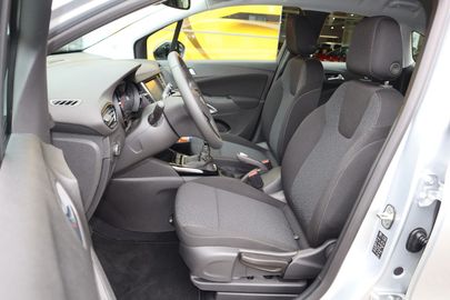 Car image 14