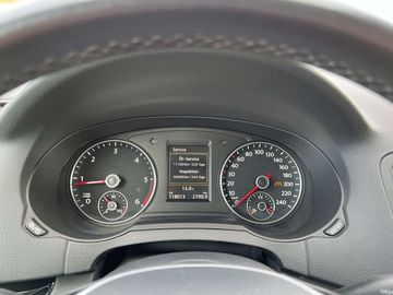 Car image 36