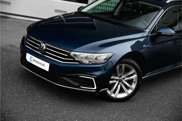 Volkswagen Passat GTE 1.4 TSI PHEV DSG 160 kW image number 16