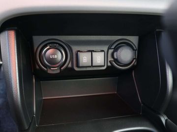 Car image 24