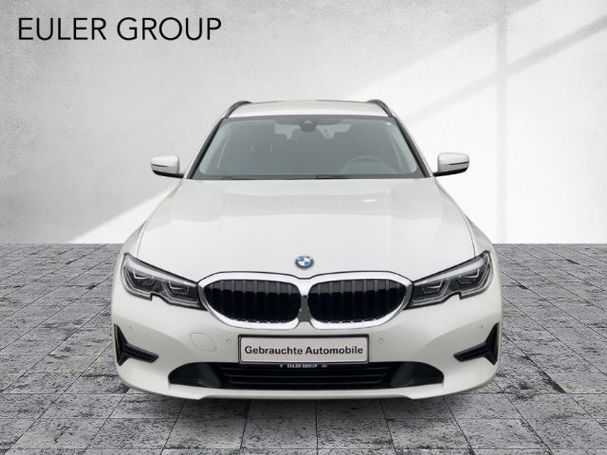 BMW 320d Touring xDrive 140 kW image number 2