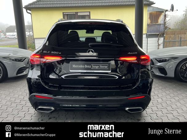 Mercedes-Benz GLC 300 e AMG Premium Plus 230 kW image number 4