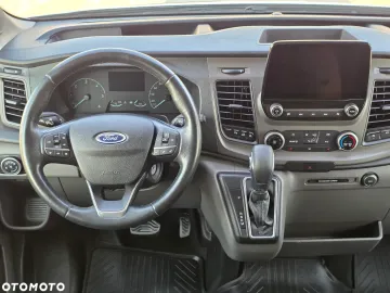 Car image 40