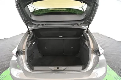 Car image 37