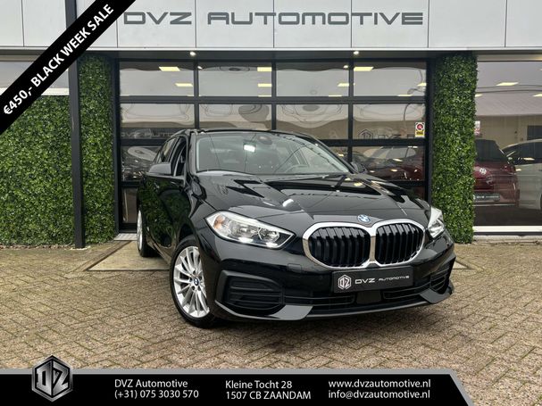 BMW 118i Advantage 104 kW image number 2