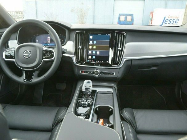 Volvo V90 B4 145 kW image number 13