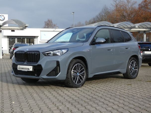 BMW iX1 xDrive30 M Sport 200 kW image number 1