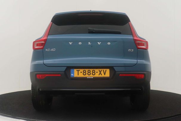 Volvo XC40 B3 Dark Ultimate 120 kW image number 12