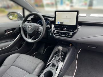 Car image 10