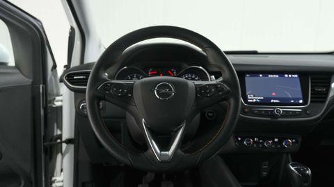 Car image 35