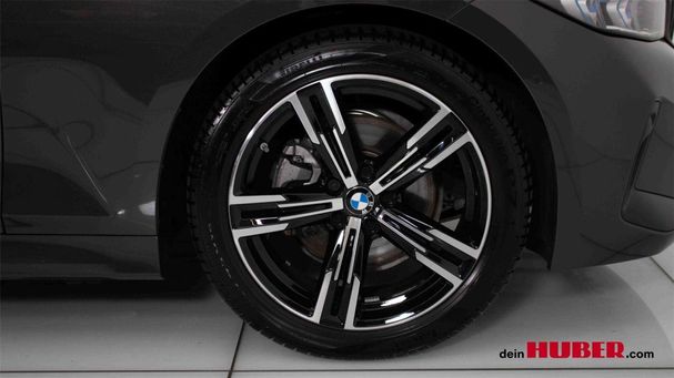 BMW 320d Touring xDrive 140 kW image number 26