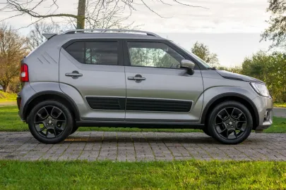 Car image 5