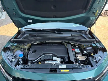 Car image 29
