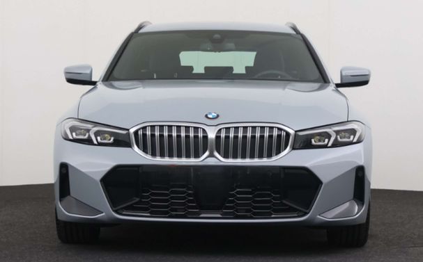 BMW 330i Touring 180 kW image number 3