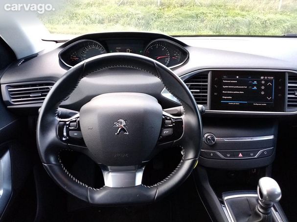 Peugeot 308 SW BlueHDi 100 75 kW image number 17