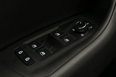 Car image 45