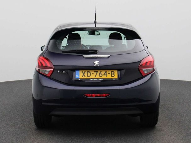 Peugeot 208 PureTech Signature 60 kW image number 3