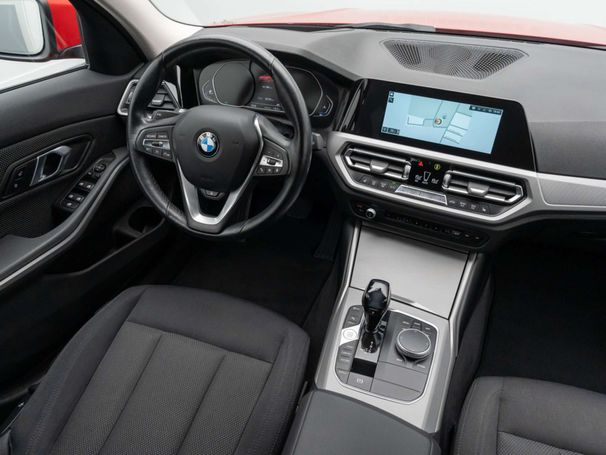 BMW 330d Touring xDrive 195 kW image number 24