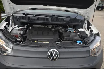 Car image 36