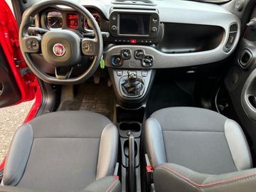 Car image 14