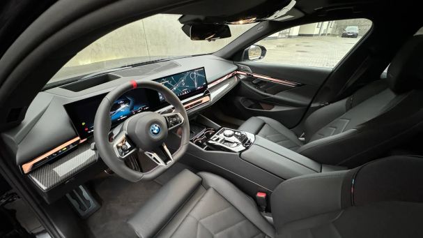 BMW i5 M60 xDrive 440 kW image number 15