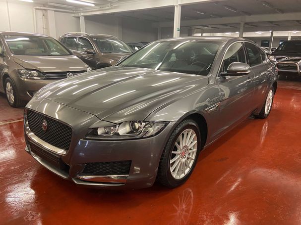 Jaguar XF 132 kW image number 1