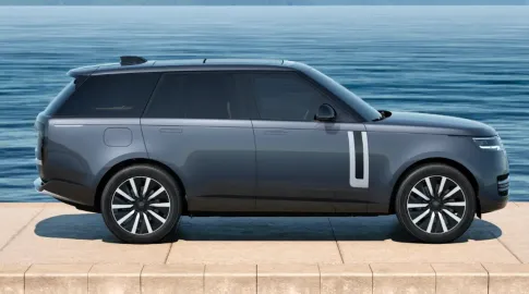 Car image 4