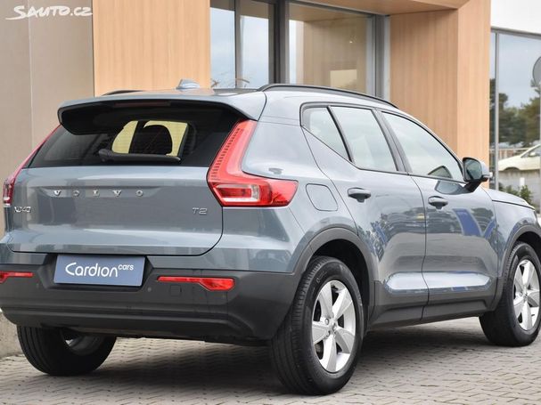 Volvo XC40 T2 95 kW image number 9