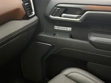 Car image 41