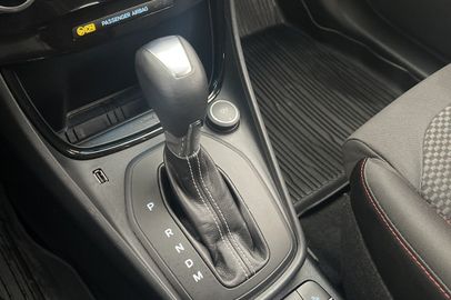 Car image 26