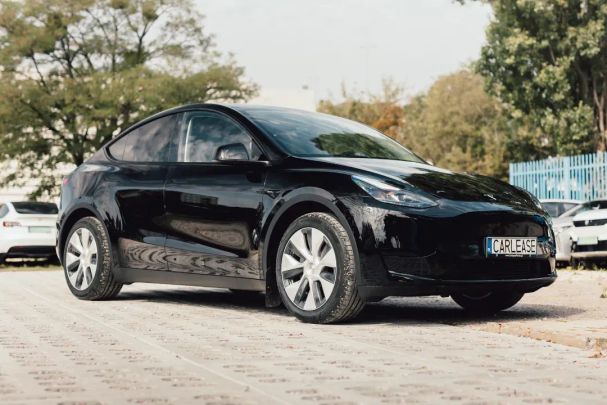 Tesla Model Y 255 kW image number 3