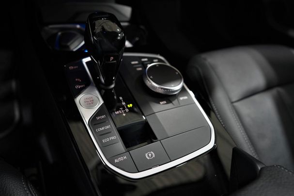 BMW 118i 103 kW image number 22