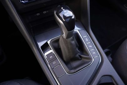 Car image 36