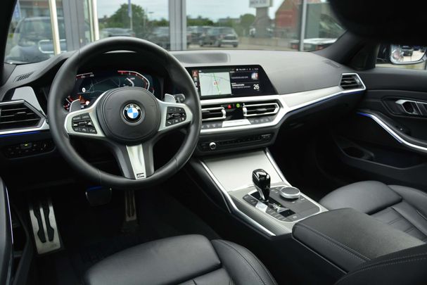 BMW 320i Touring 135 kW image number 9