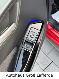 Car image 36