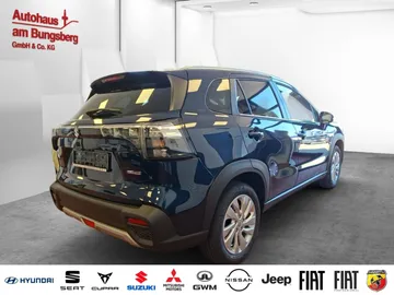 Car image 3