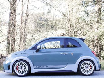 Car image 5