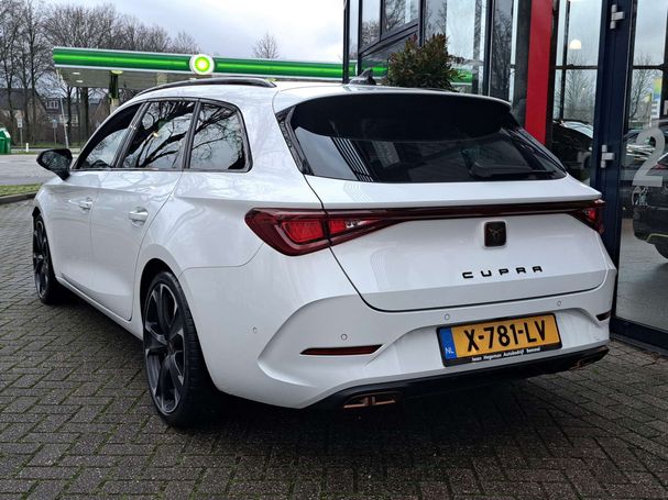 Cupra Leon ST e-Hybrid 180 kW image number 2